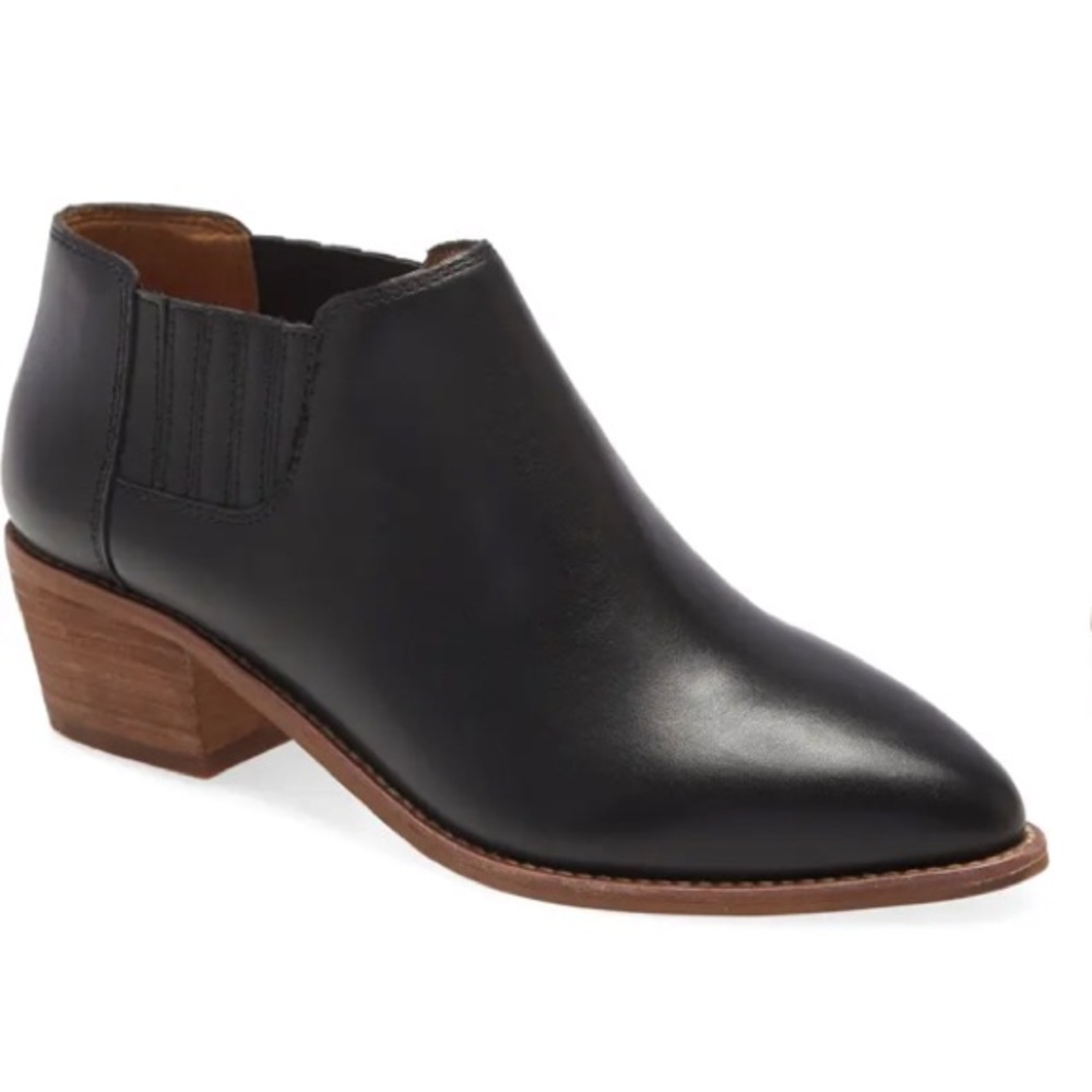 Madewell low Chelsea boots size 9